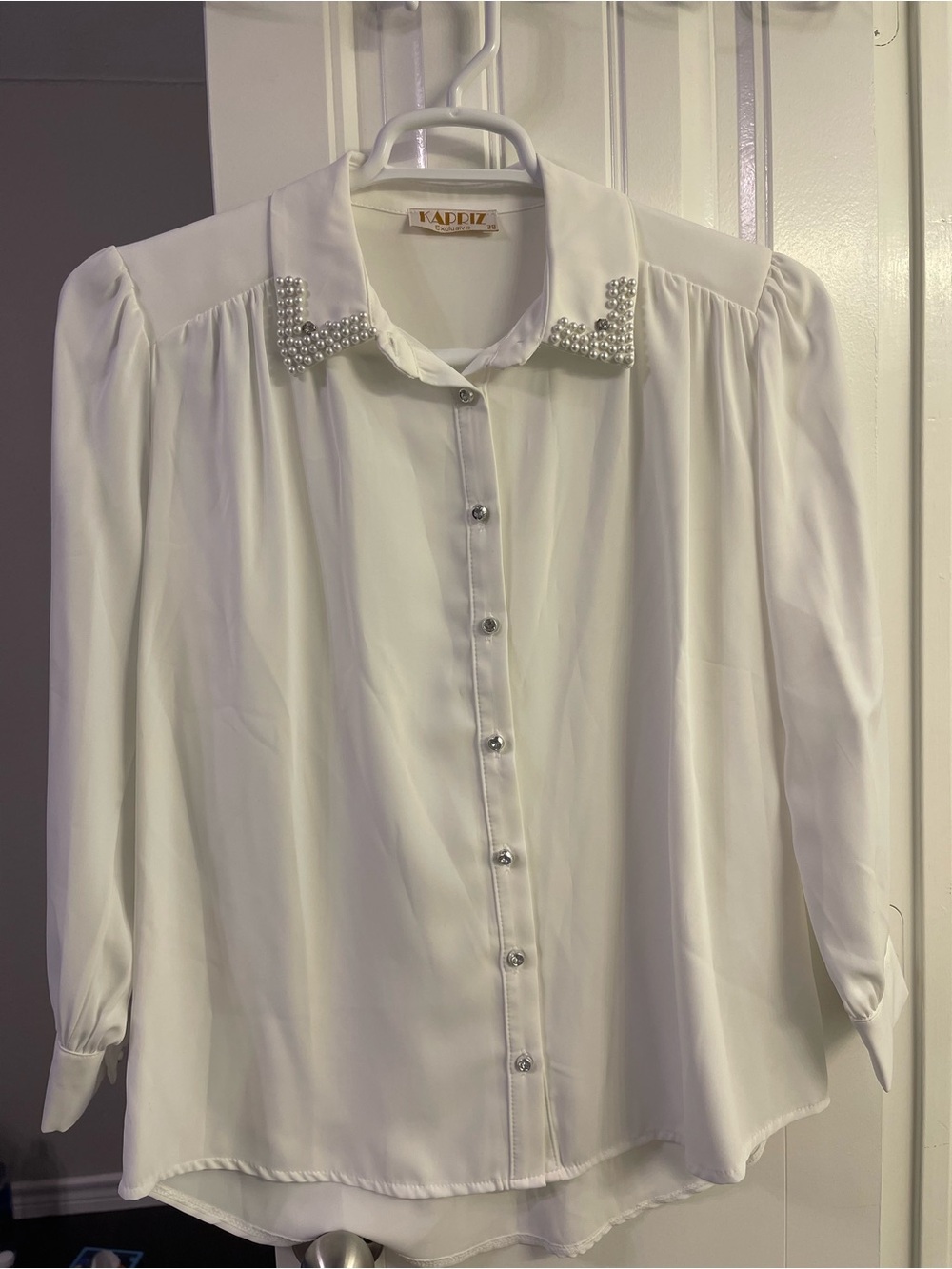 White Pearl-Collar Button Front Blouse